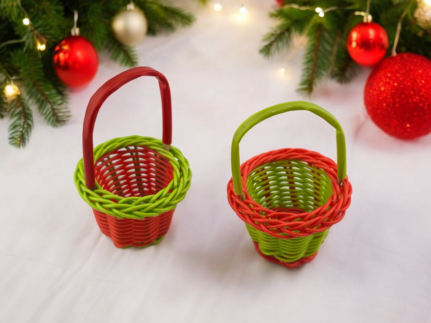 Miniature Basket for Elves and Dolls