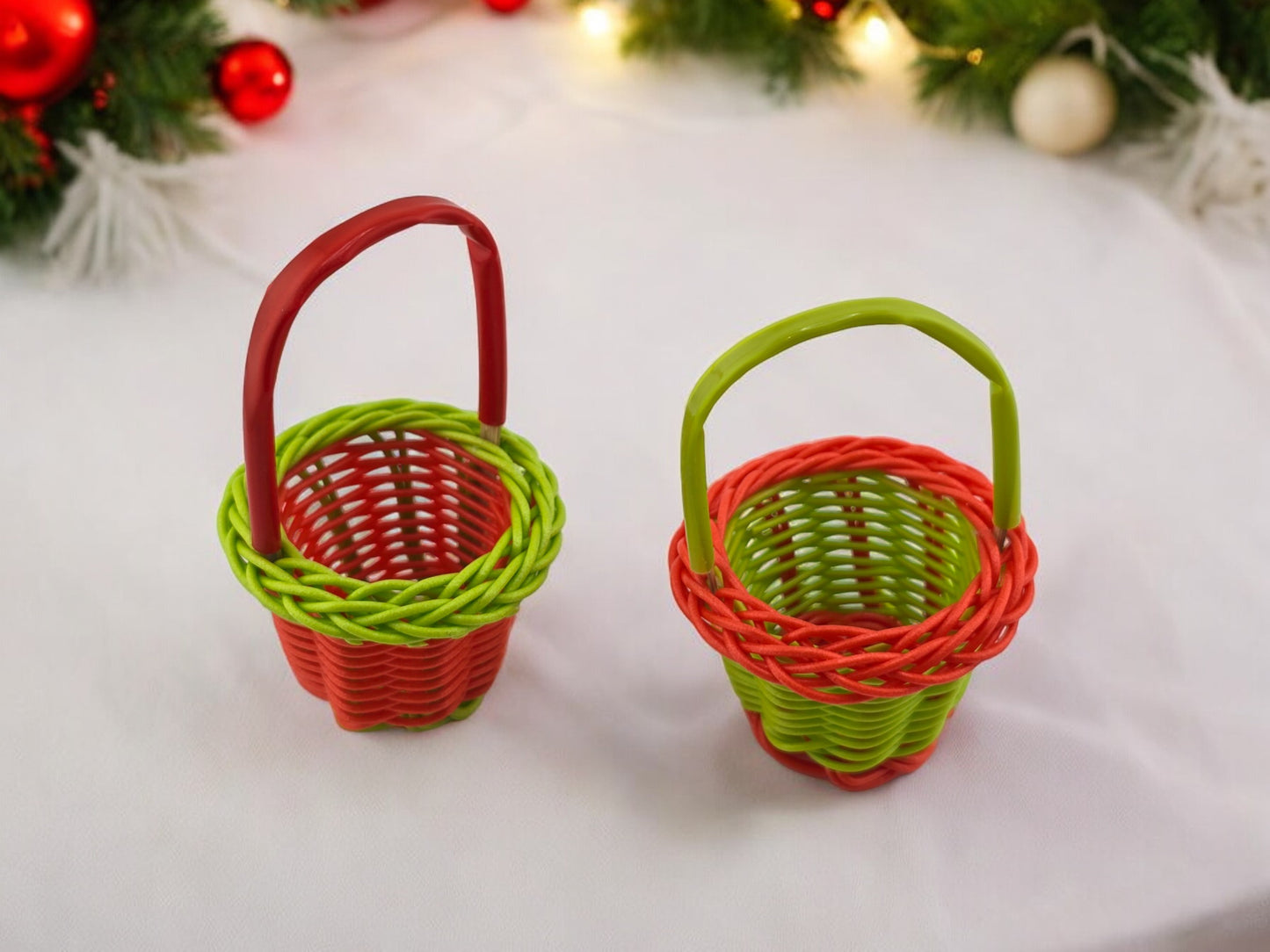 Miniature Basket for Elves and Dolls